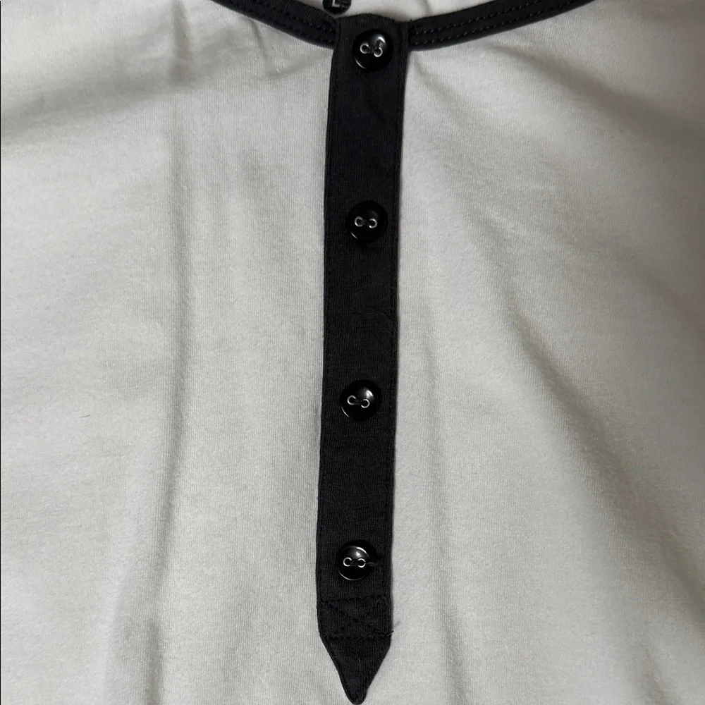Pendleton Women's Basic White and Black Faux Button Down Shirt Size Large